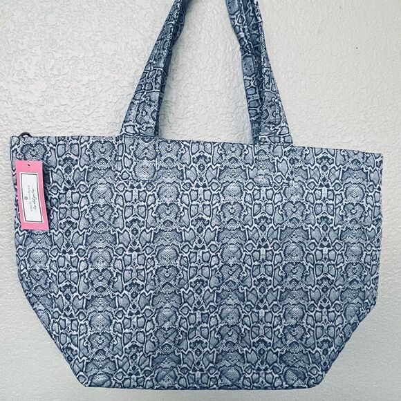 Simply Southern Gray Python Snake Tote Bag - Picture 4 of 10